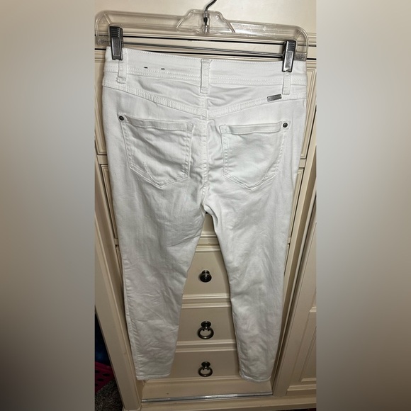 INC skinny regular‎ jeans, white stretchy size 2P - Picture 2 of 5
